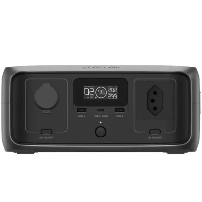 Estação de energia sola portátil EcoFlow RIVER 3 na cor preta, mostrando o display digital, botões de controle e portas de saída, destacando a tecnologia GaN e bateria LiFePO4.